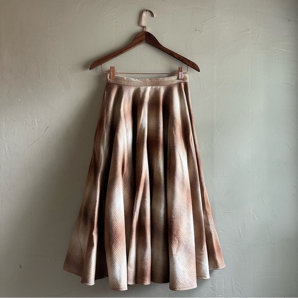 Vivian of Holloway plaid wool circle skirt - Picture 1 of 12